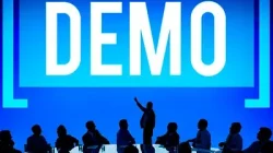 Demo Hari Ini: Ratusan Ditahan di New York, Aksi Buruh di Indonesia Berjalan Tertib