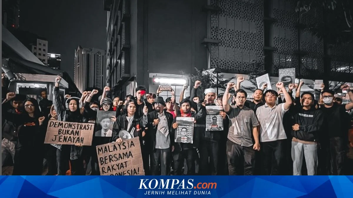 Geruduk KBRI Kuala Lumpur, Mahasiswa Malaysia Demo Prabowo Terkait Masalah Kabut Asap Karhutla