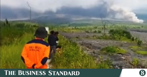 Indonesia Reopens Jakarta Airport as Anak Krakatau Volcanic Ash Disruption Eases