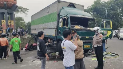 Jenazah KH Ahmad Fudholi Dimakamkan Sore Ini, Berikut Kronologi Kecelakaan di Tol Tangerang-Merak