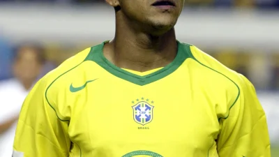 Roberto Carlos Buka-bukaan: 99% Harta Hasil Karier di Real Madrid C.F. Lenyap