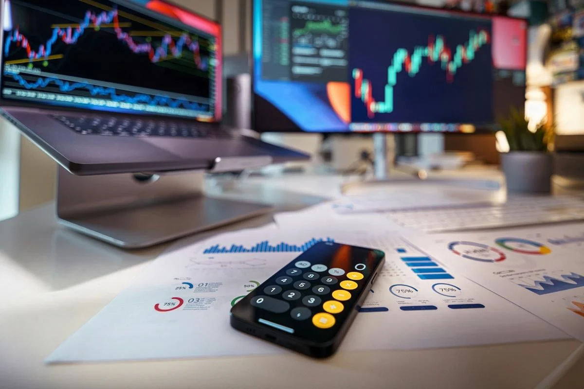Saham GOTO Anjlok ke Rp 43 dan Kena ARB, Manajemen Sebut Fundamental Tetap Kuat