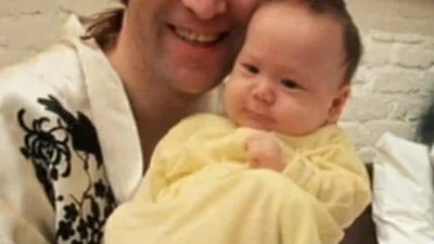 Sean Ono Lennon Sambut Kelahiran Anak Pertama, John Lennon Punya Cucu!