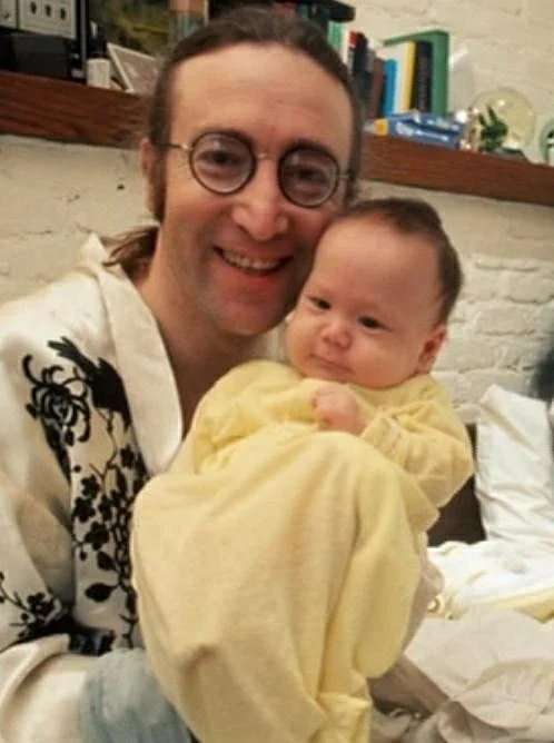Sean Ono Lennon Sambut Kelahiran Anak Pertama, John Lennon Punya Cucu!