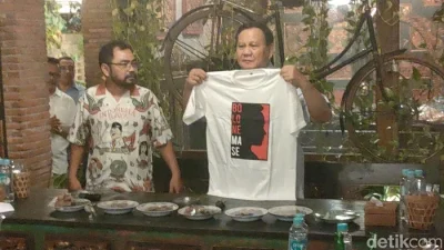 Ade Armando Ungkap Gibran Sempat Tolak Empat Kali, Jokowi Diminta Bujuk Bantu Prabowo