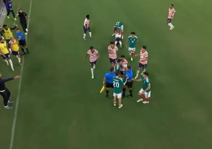 AS Hancurkan Meksiko 3-0, Laga Persahabatan Memanas hingga Berhalter Ditampar