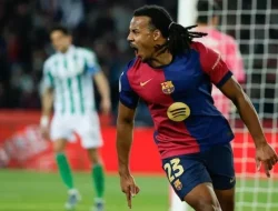 Barcelona Pantau Iván Fresneda sebagai Antisipasi Kepergian Jules Koundé