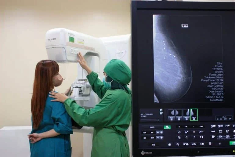 Dara The Virgin Jalani Operasi Tumor Jinak di Kedua Payudara, Sempat Panik Saat Mamografi
