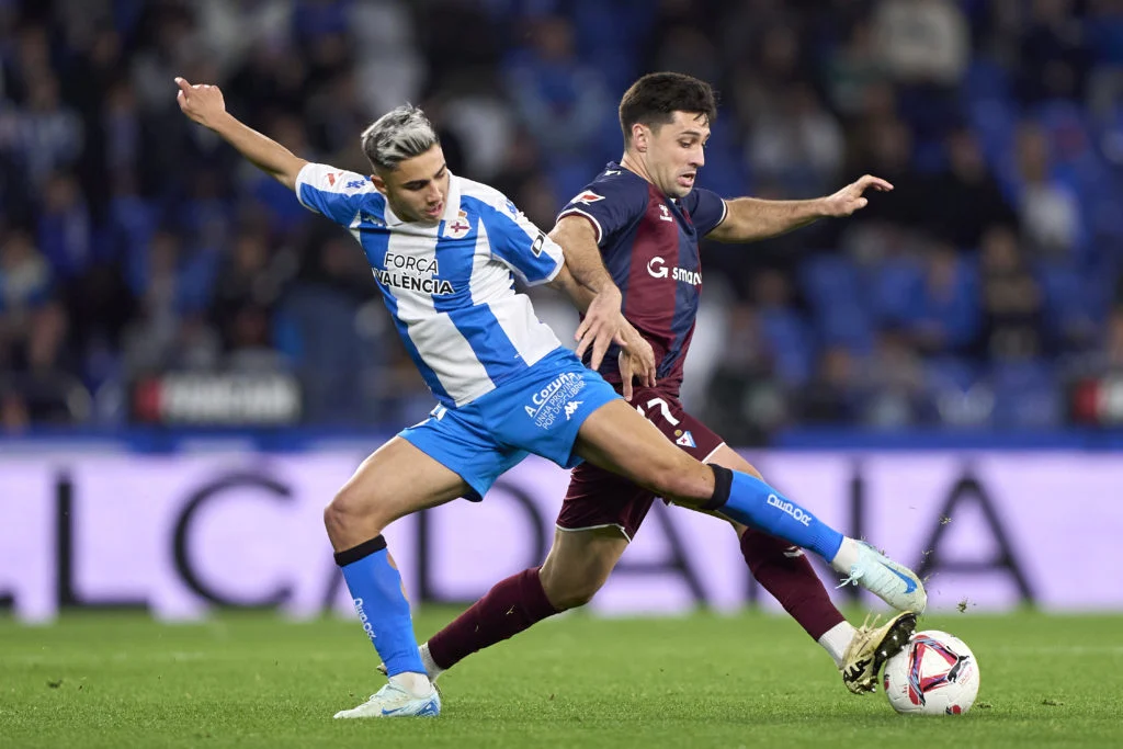 Deportivo Vs Levante Berakhir 1-1, Yeremay Hernandez Alami Cedera Kepala