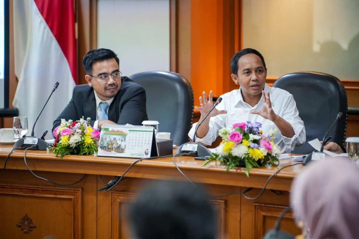 Didesak Mundur Imbas Karhutla, Menhut Raja Juli: Saya Saat Ini Bekerja, Tak Suka Pamer