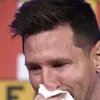 Enzo Fernández Menangis Terbawa Emosi saat Messi Berpidato di Laga Perpisahan