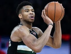 Giannis Antetokounmpo Cetak 24 Poin dan 18 Rebound, Heat Kalahkan Hawks 129-117