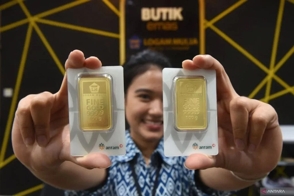 Harga Emas Antam dan Buyback Hari Ini (6/10) Kompak Turun Rp 10.000, Cek Rinciannya