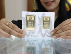 Harga Emas Antam Hari Ini (22/10) Makin Turun, Kini Rp2.550.000 per Gram