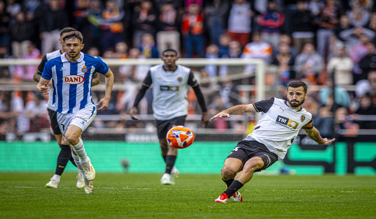 Hasil La Liga: Racing Santander vs Valencia Berakhir Imbang 1-1, Los Che Masih Terpuruk di Papan Bawah