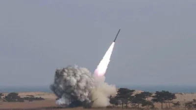 Houthi Klaim Hantam Bandara Riyadh dan Fasilitas Militer Saudi dengan Puluhan Rudal