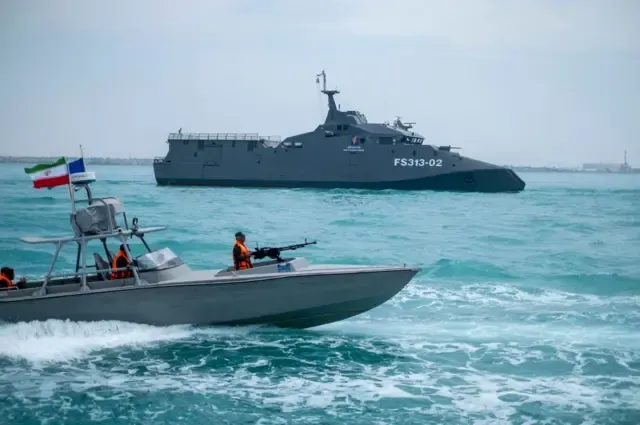 Iran Tegaskan Kendali Penuh Selat Hormuz, Ancam Rusak Kapal yang Melanggar Aturan