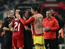 Italia Tekuk Türkiye 3-1, Montella di Ujung Tanduk