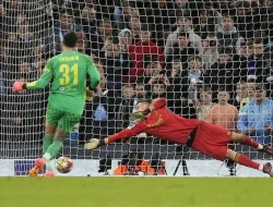 Jose Mourinho Angkat Mental Andriy Lunin, Kiper Ukraina Jadi Pahlawan Real Madrid di El Clasico