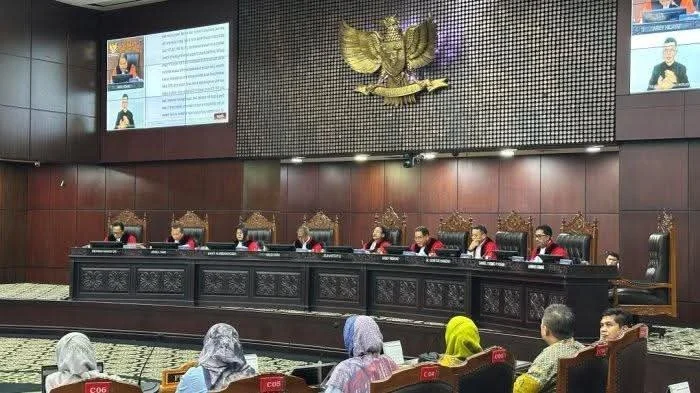 Ketua MK: Pimpinan DPR Bisa Ajukan Pemakzulan Presiden-Wapres jika Terbukti Melanggar Hukum