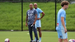 Kisnorbo Bungkam soal Masa Depan Tisserand di Klub Liga Australia Sydney FC