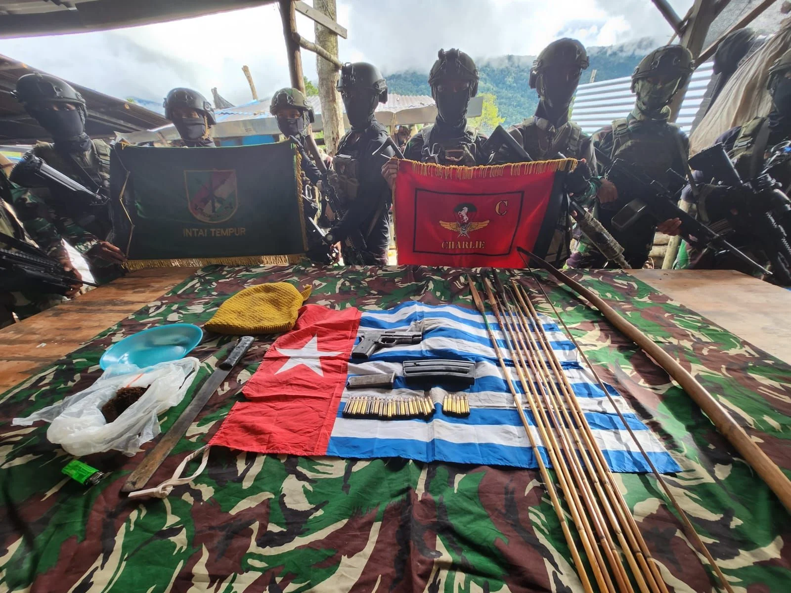 Kontak Tembak TNI-OPM di Nduga, 2 Anggota OPM Tewas dan Rp88 Juta Disita