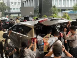 KPK Geledah 8 Lokasi Kasus Pajak Adaro, Boy Thohir Jadi Sorotan