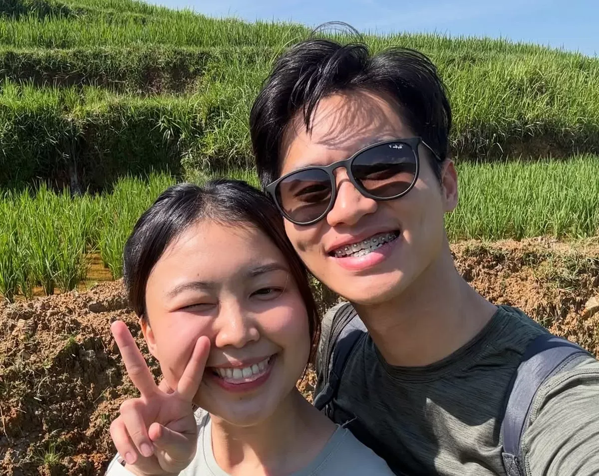 Leonardo Edwin Gelar Prosesi Pertunangan dengan Catharina Benita Lewat Tingjing