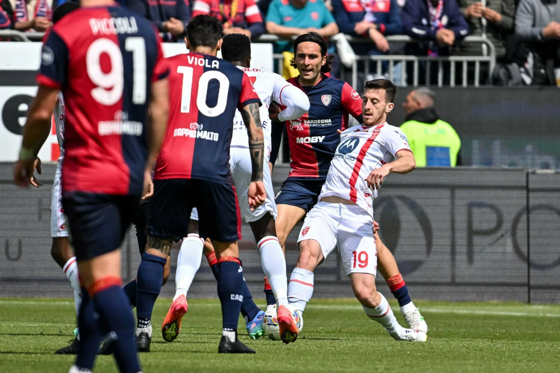 Monza vs Cagliari 4-0: Brace Varela Bawa Monza Pesta Gol, Cagliari Tumbang