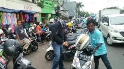 Motor Beat Putih Parkir 8 Hari di Pasar Jatingaleh, Tak Ada yang Mengaku Pemiliknya