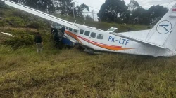 Pesawat Asian One Air Tergelincir di Intan Jaya, Dua Anggota TNI Terluka