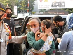 Polisi Buru Wanita Pelaku Penculikan 2 Anak di Jakbar, Korban Ditemukan Warga dalam Kondisi Syok