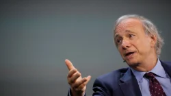 Ray Dalio Peringatkan Pasar Saham Rentan, Investor Ritel Diminta Waspada