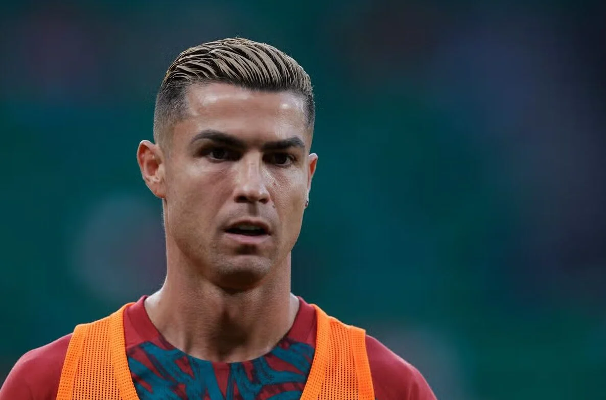Ronaldo Bikin Gol dan Kibarkan Syal Arab Saudi, Al-Nassr Menang 3-1 Usai Tertunda Satu Jam