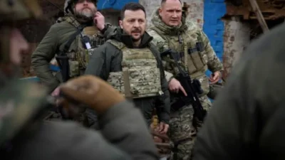 Rudal Balistik Rusia Hantam Kyiv, Zelenskyy Curhat Ukraina Tak Dapat Informasi Intelijen dari Mitra