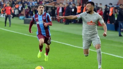 Trabzonspor Comeback Historis di Rize, Menang 4-3 Usai Tertinggal 2-0