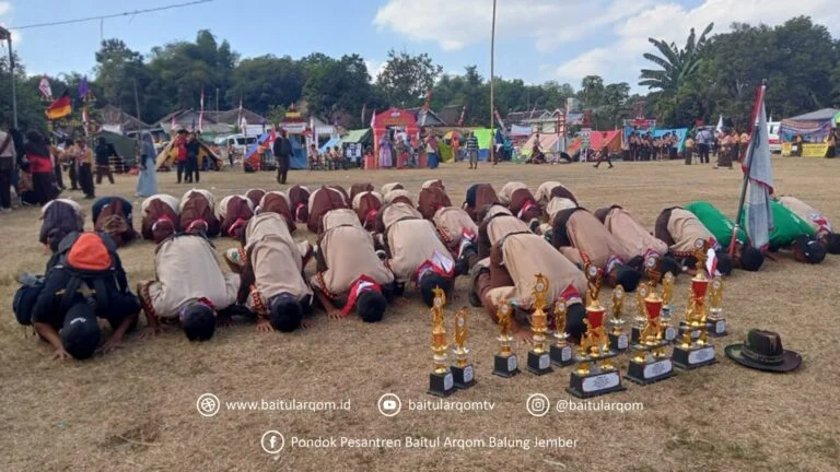 Usia 68 Tahun, Pesantren Baitul Arqom Jember Jaga Kemandirian Lewat 12 Hektare Sawah Produktif