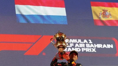 Verstappen Juara GP Bahrain di Sepang Usai Drama Hujan dan Start Kacau
