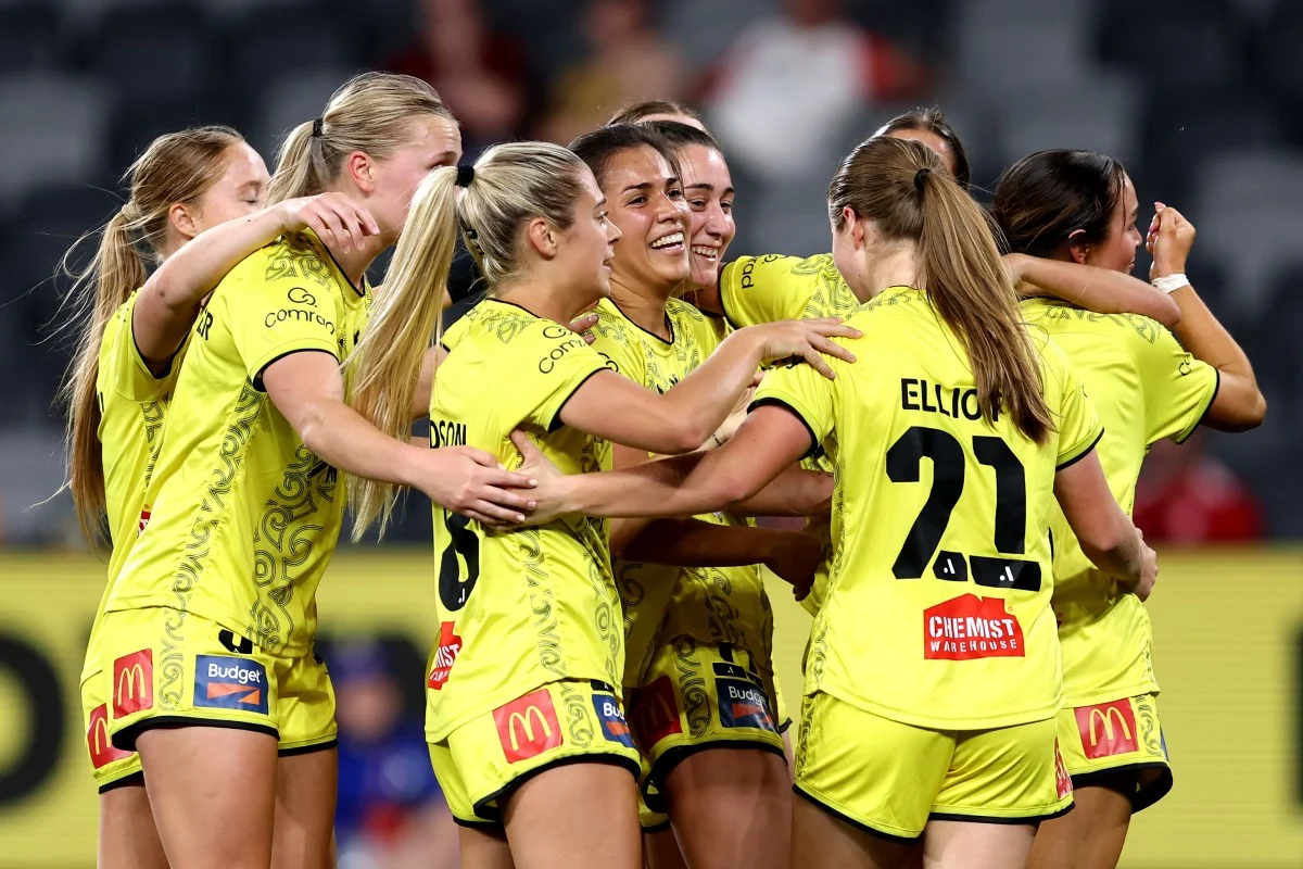 Wellington Phoenix Puncaki Klasemen Usai Start Terbaik dalam Sejarah A-League